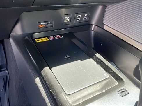 New 2026 Toyota Camry SE FWD image 19