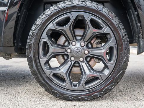 Certified 2022 RAM 1500 Limited w/ Night Edition AWD/4WD image 26