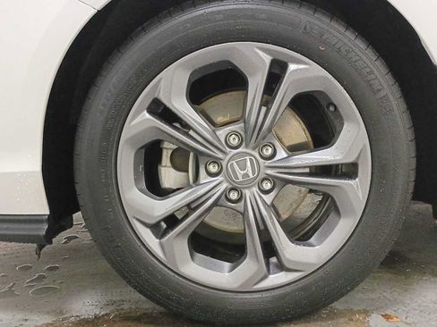 Used 2023 Honda Accord EX image 10