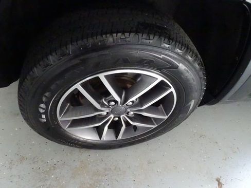Used 2020 Jeep Grand Cherokee Limited w/ Trailer Tow Group IV AWD/4WD image 32