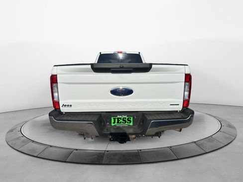 Certified 2019 Ford F350 XLT w/ Camper Package AWD/4WD image 9