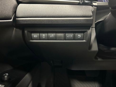 Used 2026 Toyota Camry LE FWD image 17