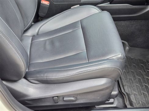 Used 2022 Subaru Legacy Limited image 27