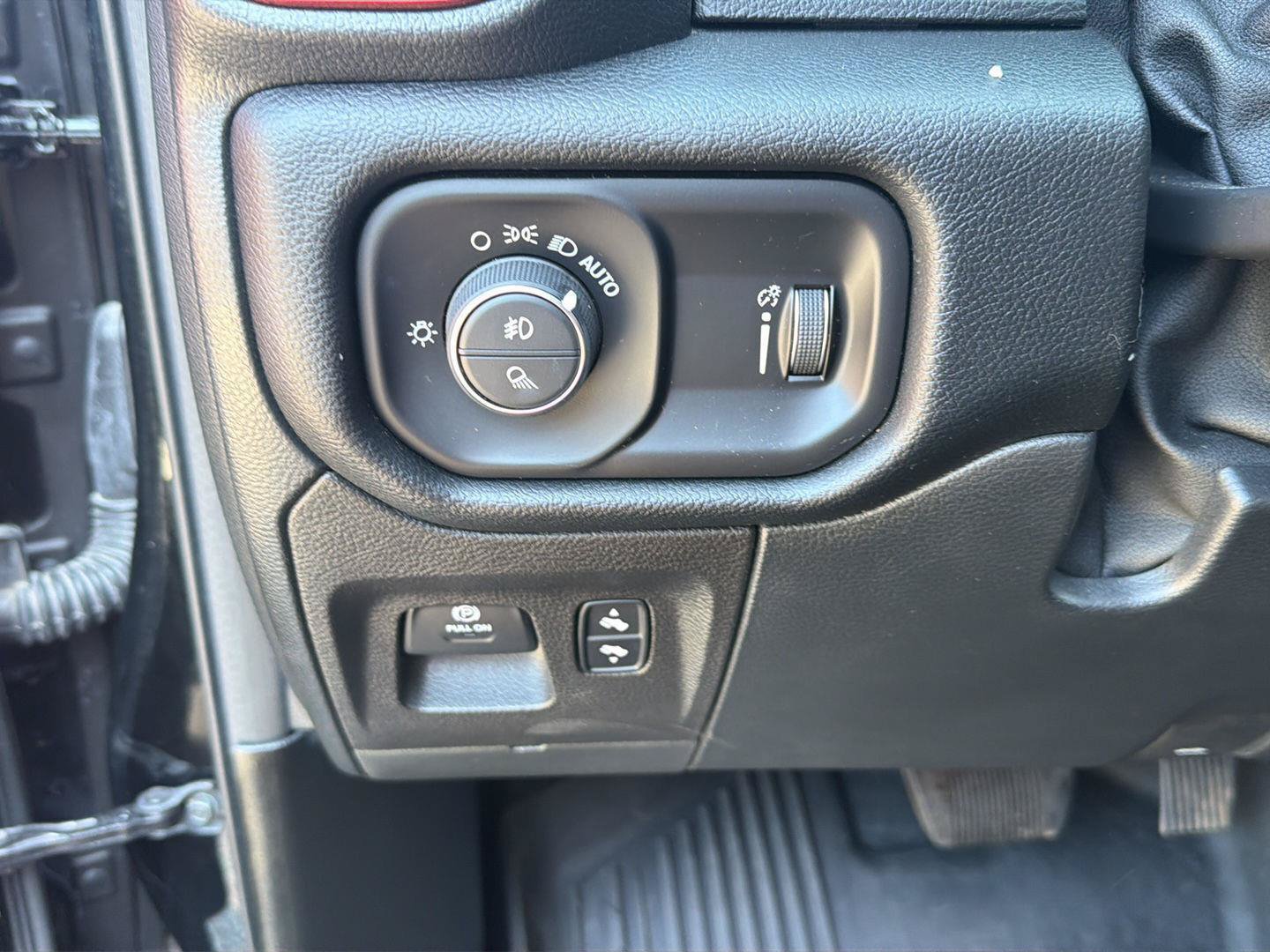 Used 2022 RAM 1500 Rebel w/ Rebel Level 1 Equipment Group AWD/4WD image 19