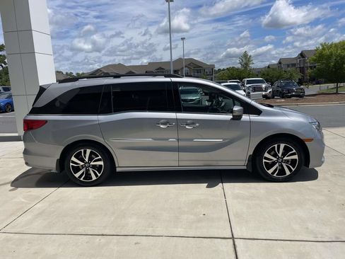 Used 2018 Honda Odyssey Elite image 6
