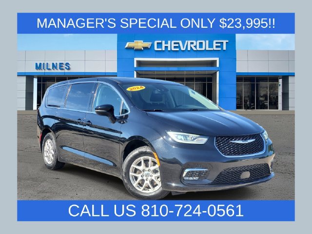 Used 2024 Chrysler Pacifica Touring-L FWD 360° Tour
