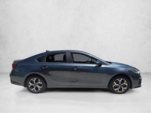 Used 2020 Kia Forte LXS FWD image 4
