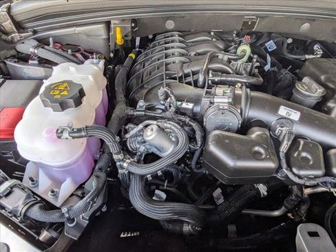 New 2025 Jeep Grand Cherokee Limited image 19