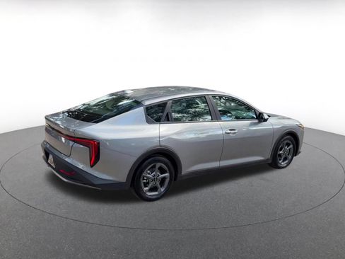 Used 2025 Kia K4 FWD image 15