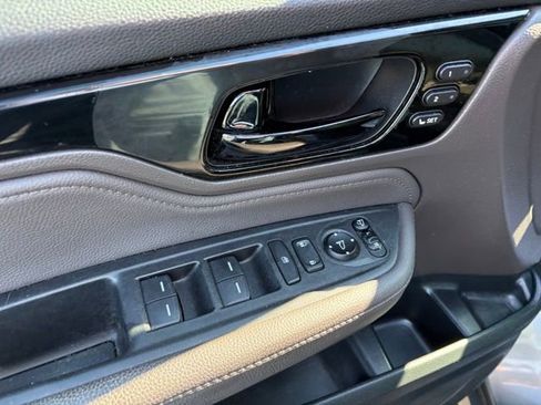 Used 2018 Honda Odyssey Elite image 23