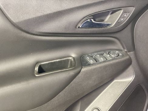 Used 2019 Chevrolet Equinox LT FWD image 30