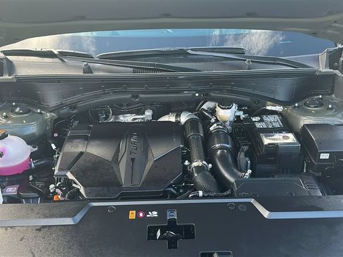 Used 2026 Hyundai Santa Fe SEL FWD image 3