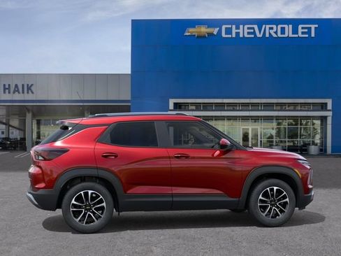 New 2026 Chevrolet TrailBlazer LT w/ Driver Confidence Package FWD image 5