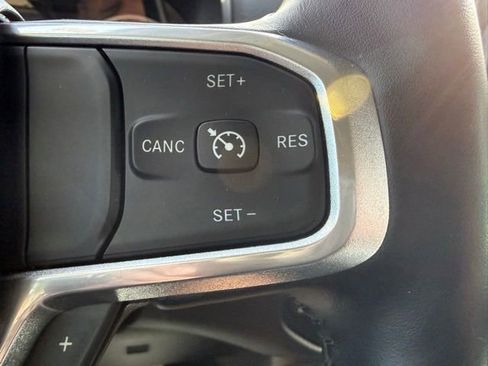 Used 2024 RAM 2500 Laramie AWD/4WD image 31