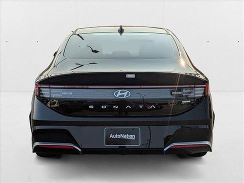New 2025 Hyundai Sonata SEL FWD image 7