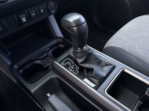 Used 2021 Toyota Tacoma TRD Off-Road image 22