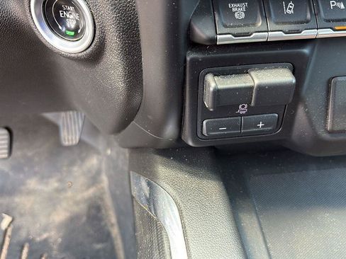 Used 2022 GMC Sierra 3500 AT4 w/ AT4 Premium Plus Package AWD/4WD image 18