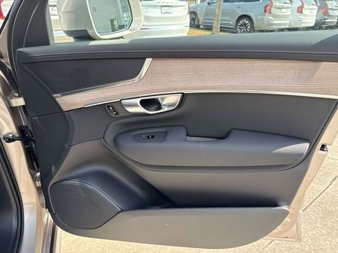 New 2026 Volvo XC90 B6 Plus AWD/4WD image 18