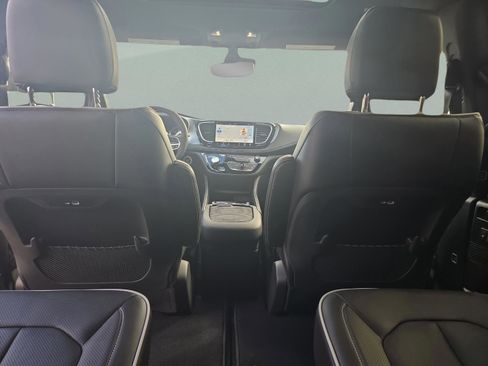 New 2026 Chrysler Pacifica Limited image 26