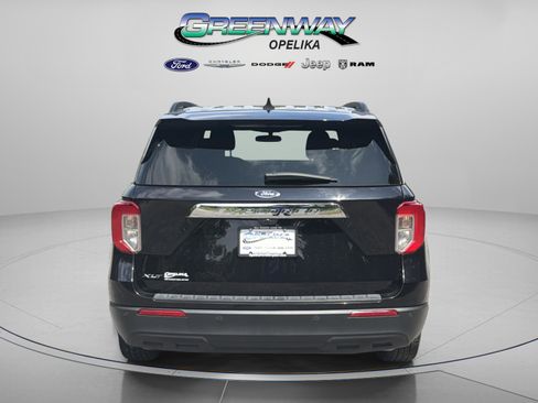 Used 2023 Ford Explorer XLT RWD image 6