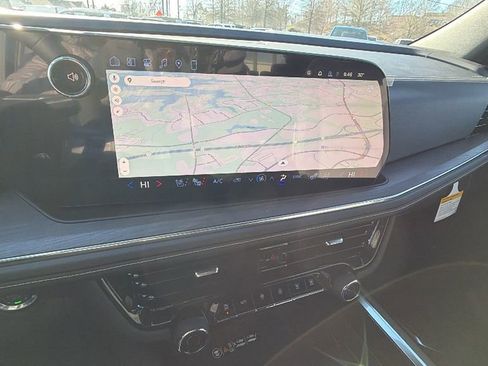 New 2026 Chevrolet Tahoe Premier w/ Sun And Tow Package image 27