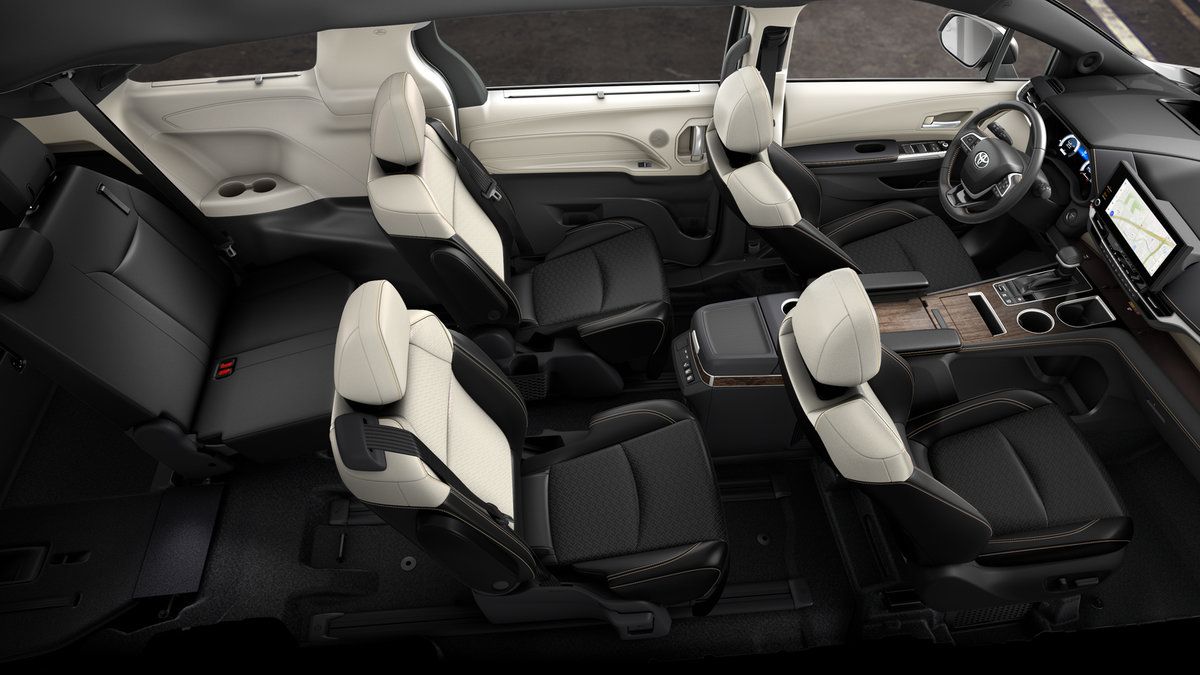 New 2026 Toyota Sienna Platinum AWD/4WD image 22