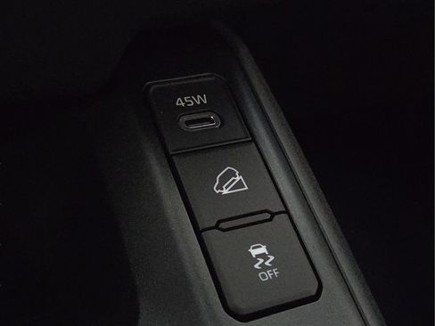 New 2026 Toyota RAV4 XSE AWD/4WD image 22