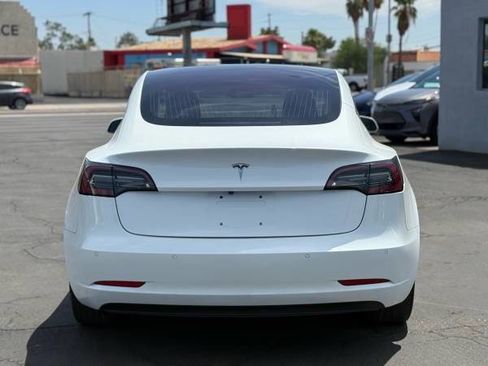 Used 2018 Tesla Model 3 Long Range image 4
