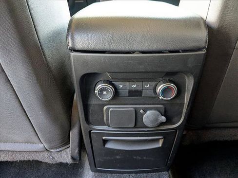 Used 2018 Ford Flex SEL image 17