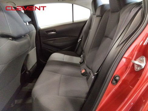 Used 2020 Toyota Corolla LE image 31