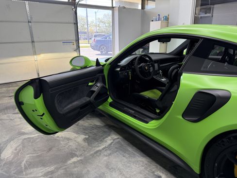 Used 2019 Porsche 911 GT3 RS RWD image 12