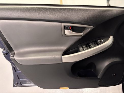 Used 2015 Toyota Prius One image 15