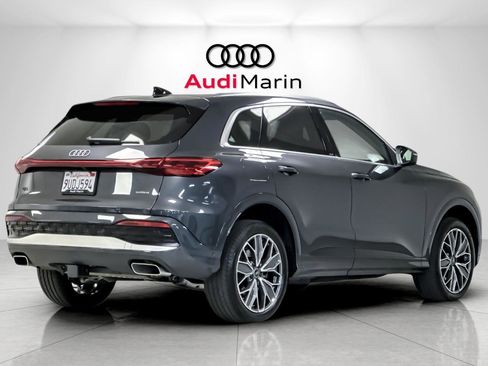 Used 2025 Audi Q5 Premium Plus w/ Premium Plus image 5