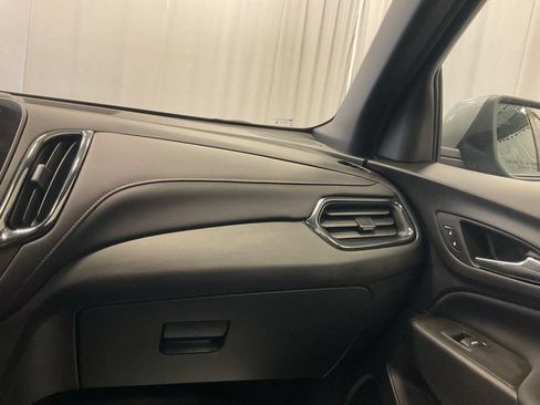 Used 2024 Chevrolet Equinox RS AWD/4WD image 29