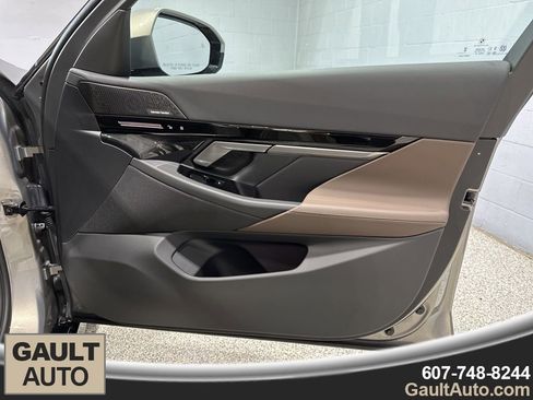 New 2026 BMW 530i xDrive w/ M Sport Package image 18