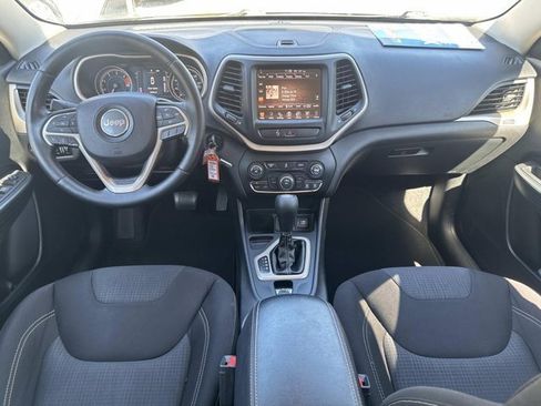 Used 2016 Jeep Cherokee Latitude w/ Safety/Convenience Group image 22