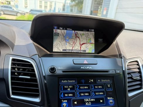 Used 2018 Acura RDX AWD w/ Advance Package image 19