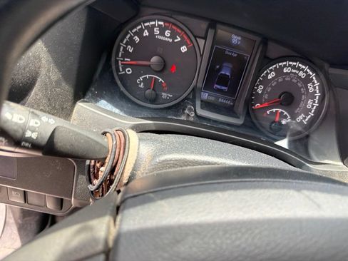 Used 2020 Toyota Tacoma SR w/ SR Convenience Package RWD image 4