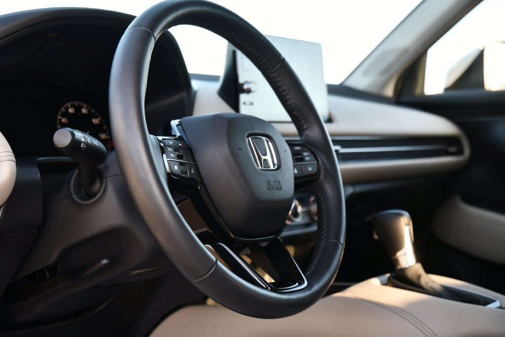 Used 2025 Honda HR-V EX-L image 14