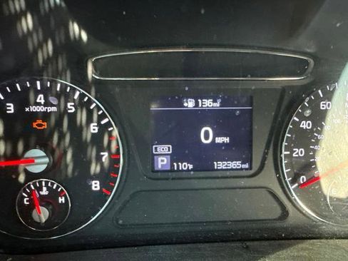 Used 2020 Kia Sorento LX w/ LX I4 Convenience Package FWD image 5