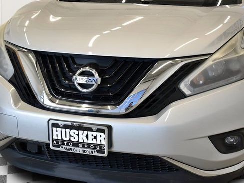 Used 2018 Nissan Murano SV image 16