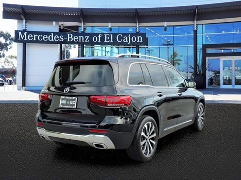 Certified 2022 Mercedes-Benz GLB 250 image 3