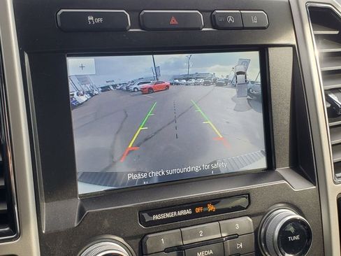 Used 2020 Ford F150 Lariat w/ Equipment Group 502A Luxury image 26