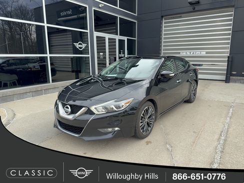 Used 2017 Nissan Maxima Platinum image 1