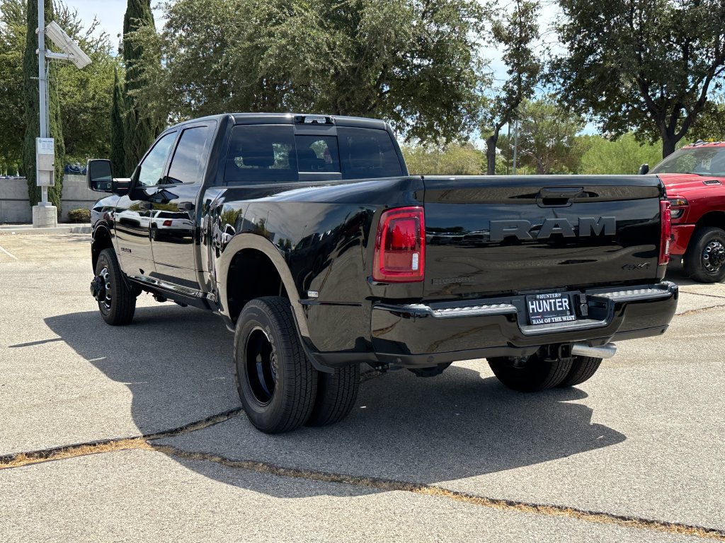 New 2026 RAM 3500 Big Horn AWD/4WD image 4