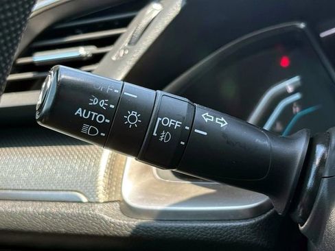Used 2019 Honda Civic EX image 29