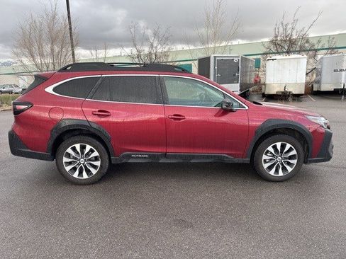 Used 2024 Subaru Outback Limited image 2