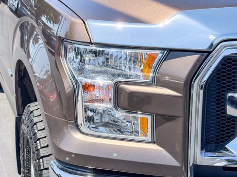 Used 2017 Ford F150 XLT image 7