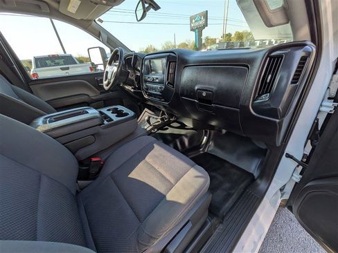 Used 2019 Chevrolet Silverado 2500 W/T w/ WT Convenience Package AWD/4WD image 12