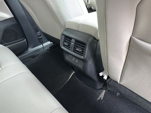 Certified 2025 Nissan Murano SV AWD/4WD image 24